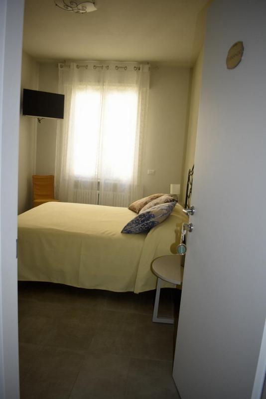 Il Trovatore Rooms Парма Экстерьер фото